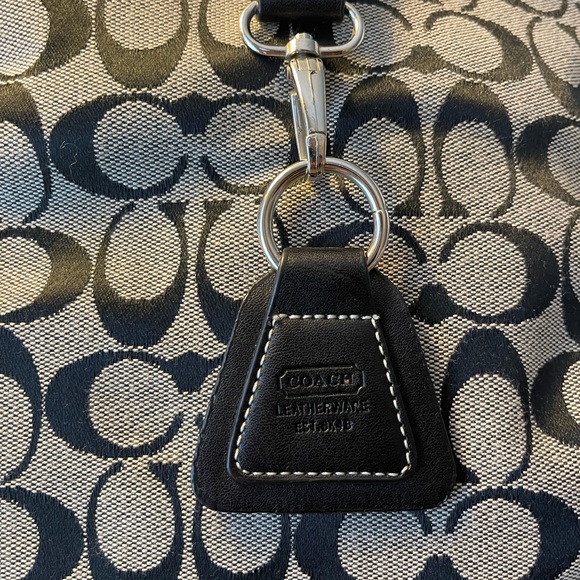 Coach Bag - Picture 2 of 10